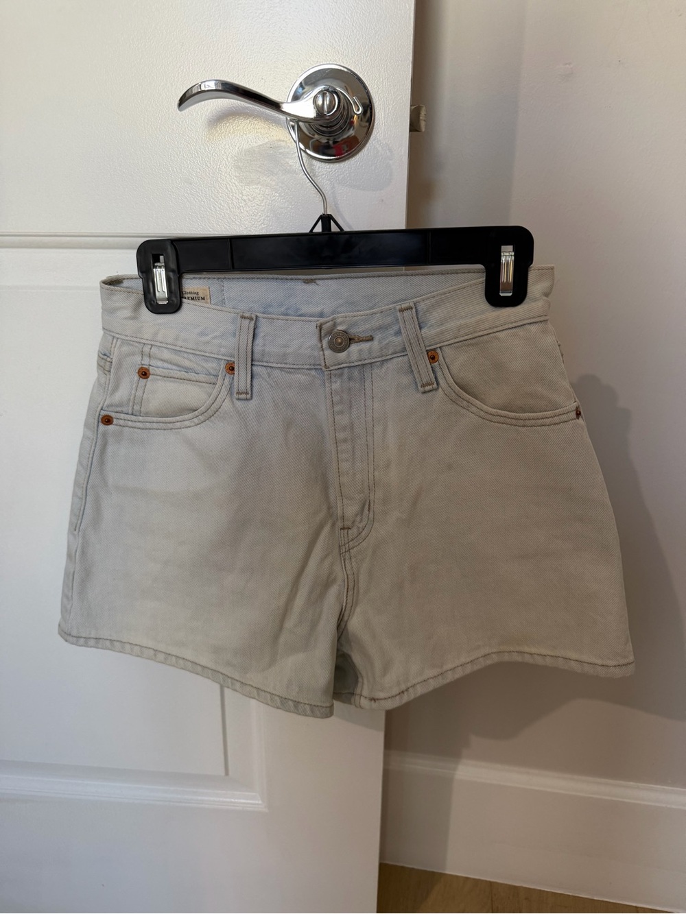 Levi’s Women’s High-Rise Light blue Denim Shorts